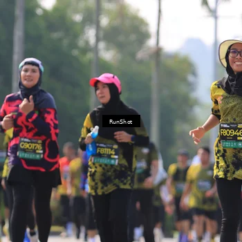 Runner Photo 7012364