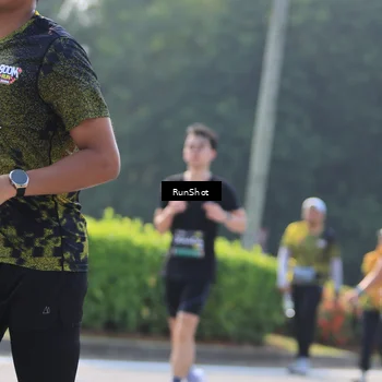 Runner Photo 7012365