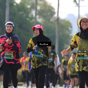 Runner Photo 7012373