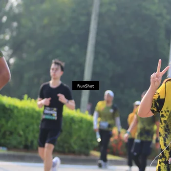 Runner Photo 7012374