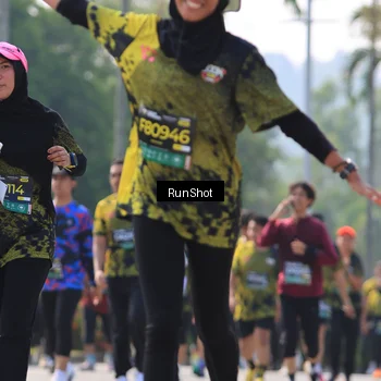 Runner Photo 7012377