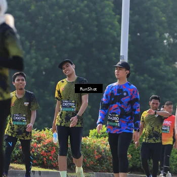 Runner Photo 7012397
