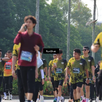 Runner Photo 7012409