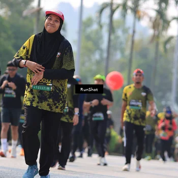 Runner Photo 7012476