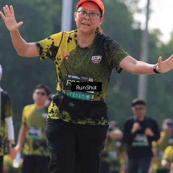 Runner Photo 7012516