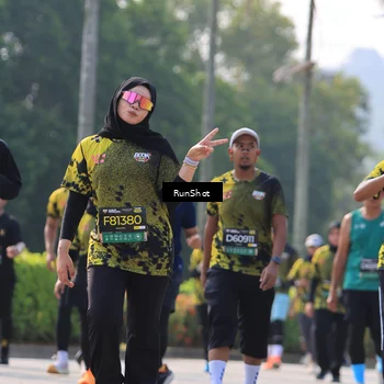 Runner Photo 7012538