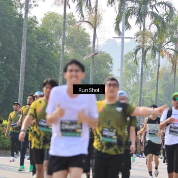 Runner Photo 7012542