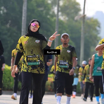 Runner Photo 7012550