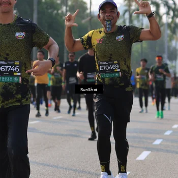 Runner Photo 7012578