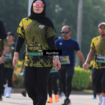 Runner Photo 7012593