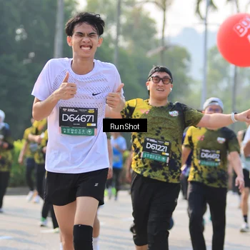 Runner Photo 7012596