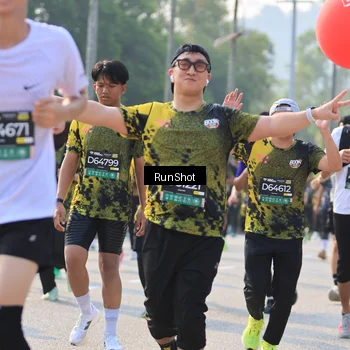 Runner Photo 7012702
