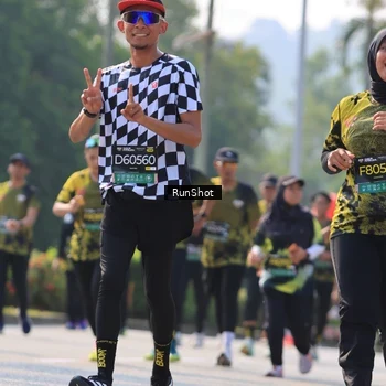 Runner Photo 7012724