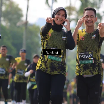 Runner Photo 7012728