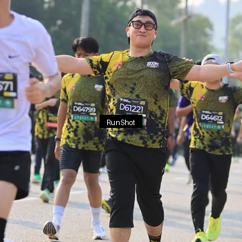 Runner Photo 7012743