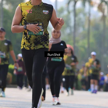 Runner Photo 7012824