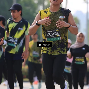 Runner Photo 7012843