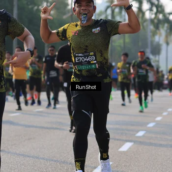 Runner Photo 7012846