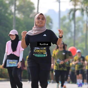 Runner Photo 7012857