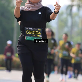 Runner Photo 7012873