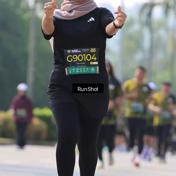 Runner Photo 7012874