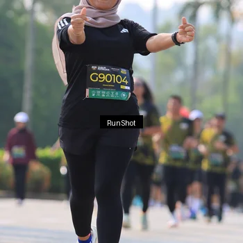 Runner Photo 7012876