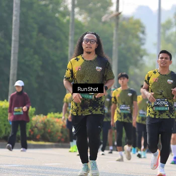 Runner Photo 7012910