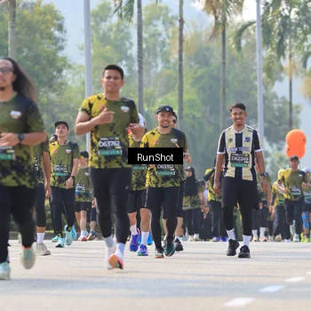 Runner Photo 7012918