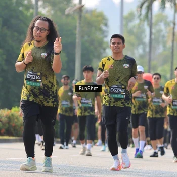 Runner Photo 7012943