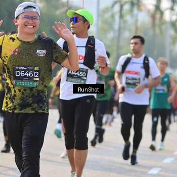 Runner Photo 7012973