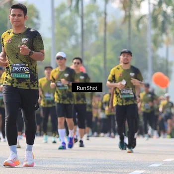 Runner Photo 7012974