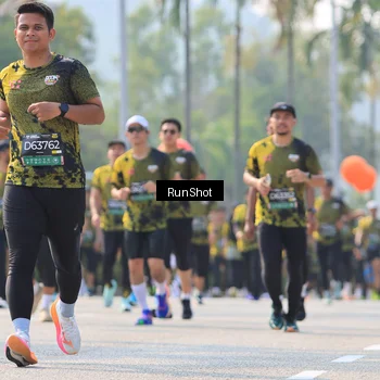 Runner Photo 7012976