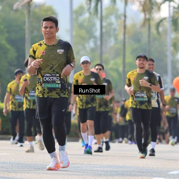 Runner Photo 7012977