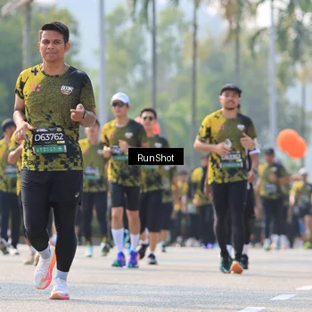 Runner Photo 7012980