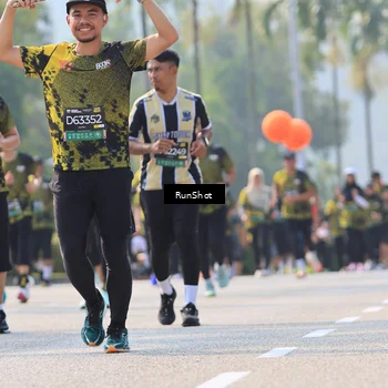 Runner Photo 7013027