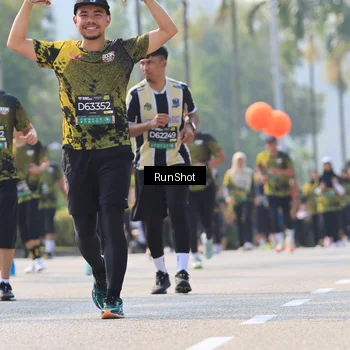 Runner Photo 7013051