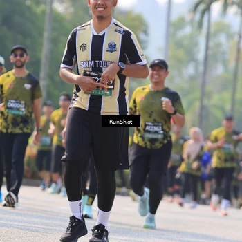 Runner Photo 7013078