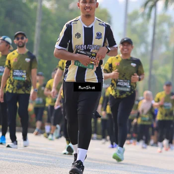 Runner Photo 7013084