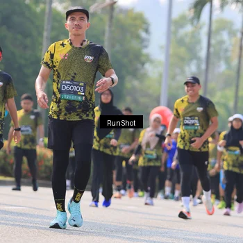 Runner Photo 7013142