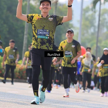 Runner Photo 7013147