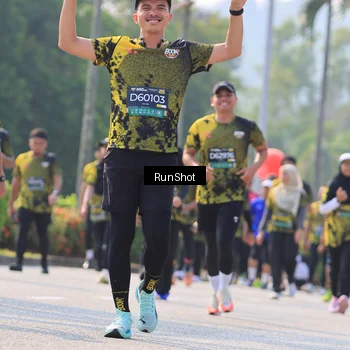 Runner Photo 7013165
