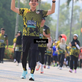 Runner Photo 7013171
