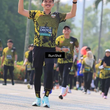 Runner Photo 7013173