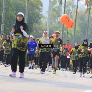 Runner Photo 7013245