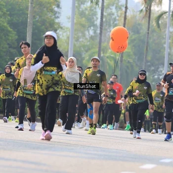Runner Photo 7013246
