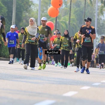 Runner Photo 7013276