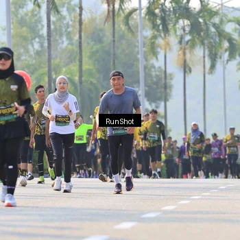 Runner Photo 7013313