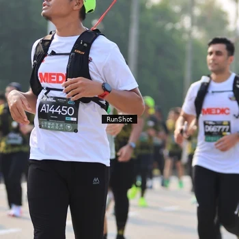 Runner Photo 7013317
