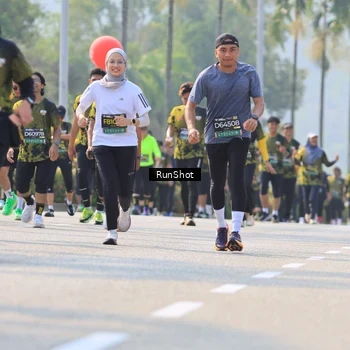 Runner Photo 7013320