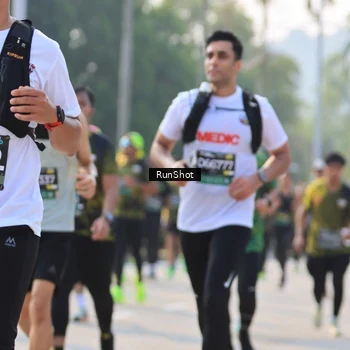 Runner Photo 7013359